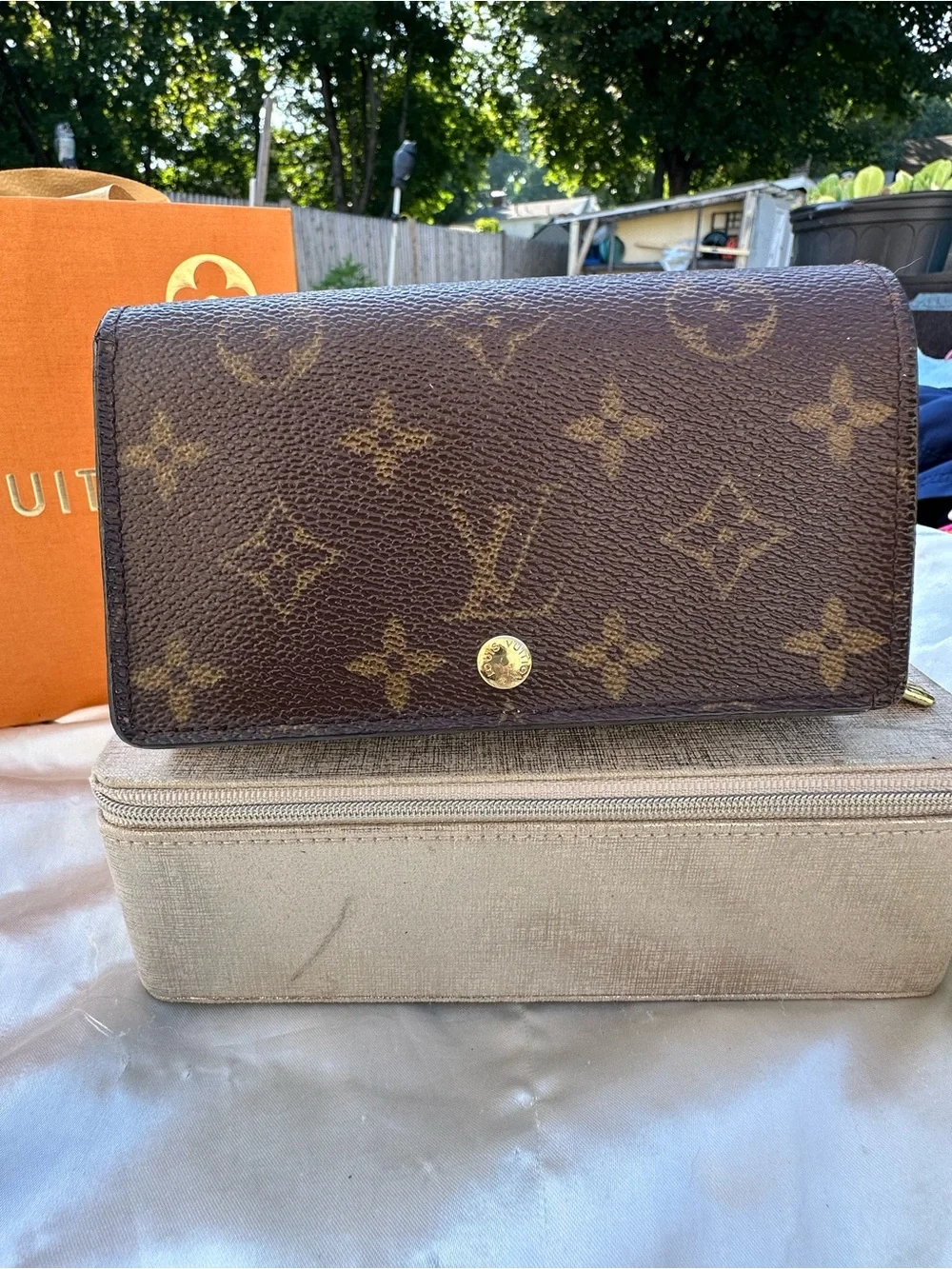 Louis Vuitton Monogram Canvas Trifold Wallet in Brown